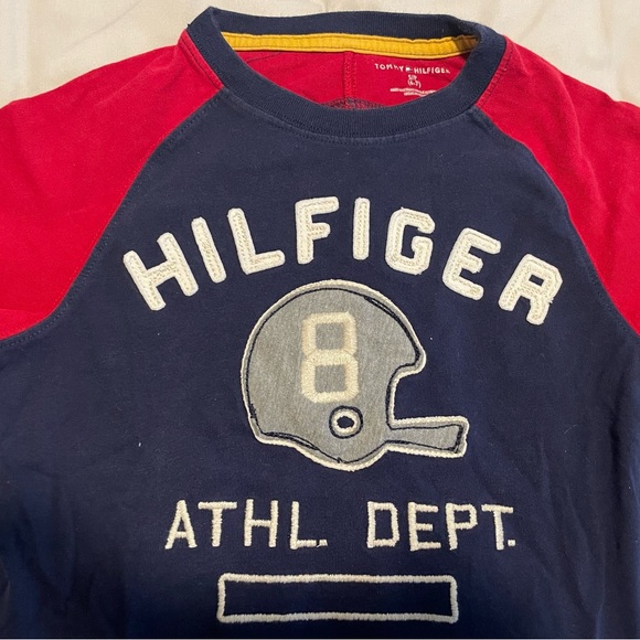 2 Tommy Hilfiger T-Shirts Boys Size S (6-7) - Picture 5 of 5